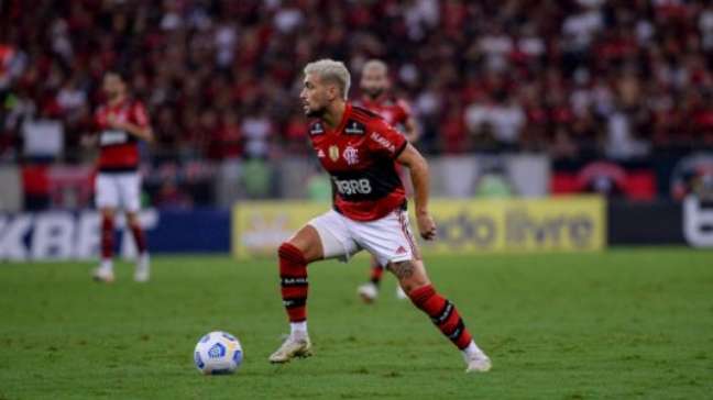 Arrascaeta entrou no segundo tempo contra o Ceará (Foto: Marcelo Cortes / Flamengo)