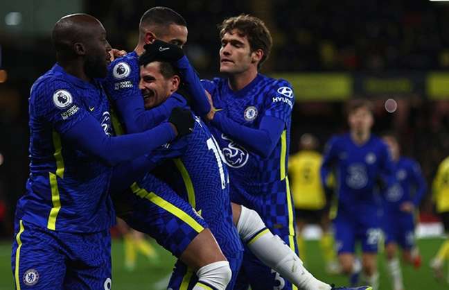 Chelsea venceu o Watford por 2 a 1 se manteve na liderança do Inglês (Foto: ADRIAN DENNIS / AFP)