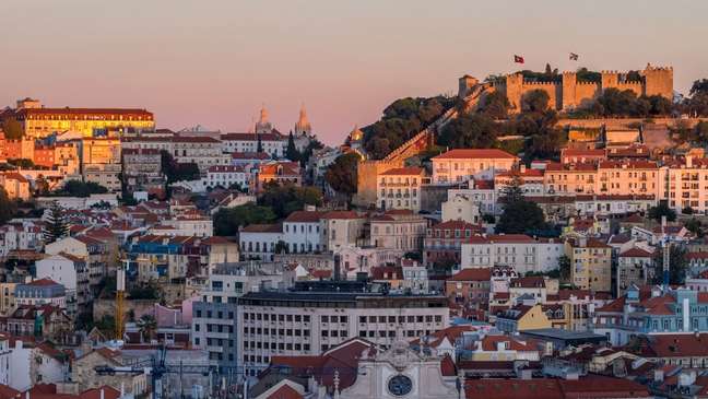 Região de Alfama, em Lisboa: valor dos aluguéis nas principais cidades aumentou nos últimos anos