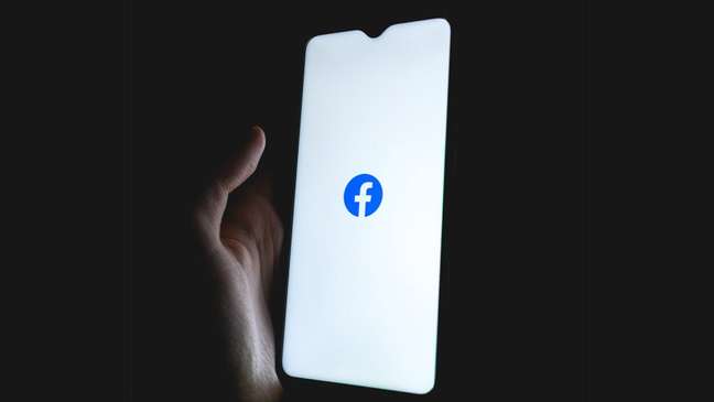 Facebook, WhatsApp e outros serviços da Meta ficaram fora do ar por cerca de seis horas em outubro 