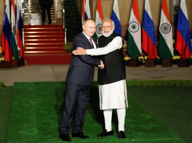 Presidente da Rússia, Vladimir Putin, se reúne com primeiro-ministro da Índia, Narendra Modi, em Nova Délhi
06/12/2021 REUTERS/Adnan Abidi