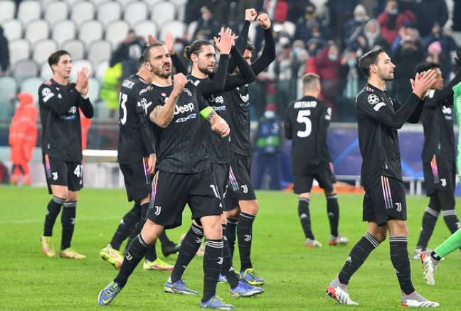 Juventus vence Malmö e avança na Champions em 1º do grupo