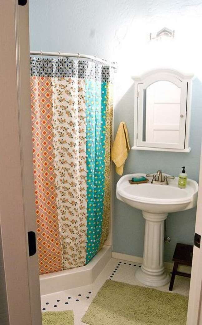 35. É possível encontrar uma série de modelos de cortina de box para banheiro. Fonte: Arquitrecos