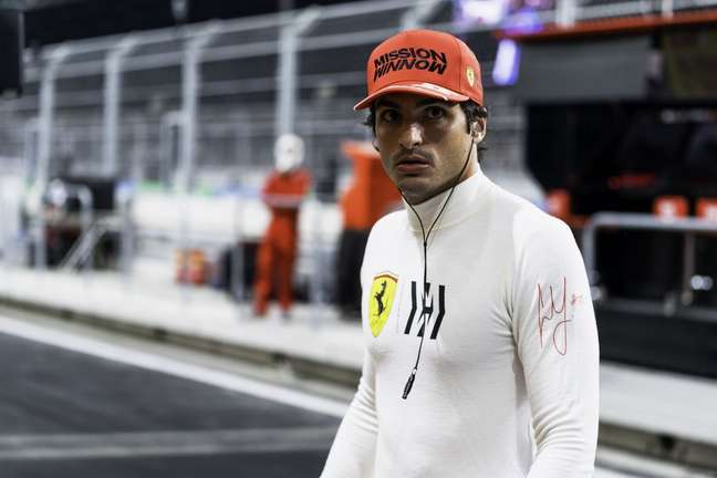 Carlos Sainz non vede bene la Ferrari 