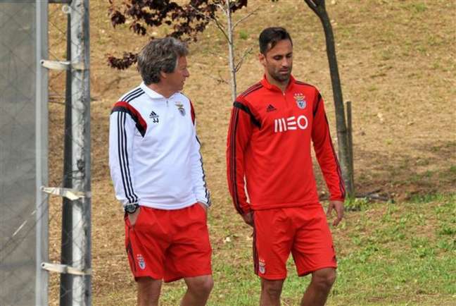 Flamengo ou Seleção? Jonas faz campanha para Jorge Jesus ser treinador da amarelinha: Queria muito ver
