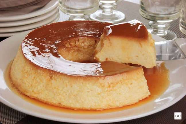 Guia da Cozinha - Receita de pudim de geladeira f&aacute;cil para o Natal