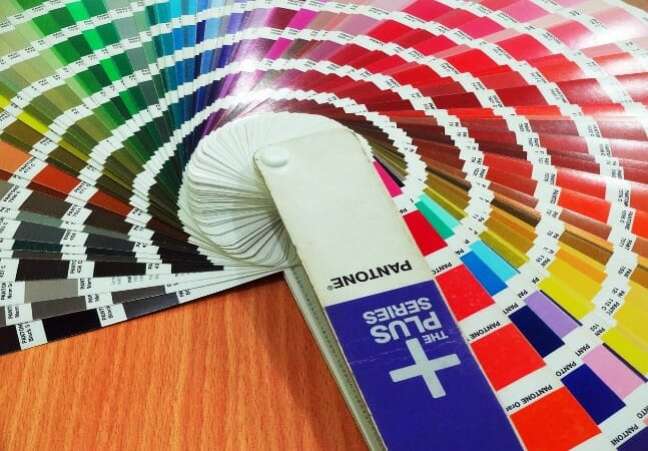 2. A cor do ano 2022: a empresa Pantone é considerada uma autoridade em cores no mundo. Fonte: Hypeness