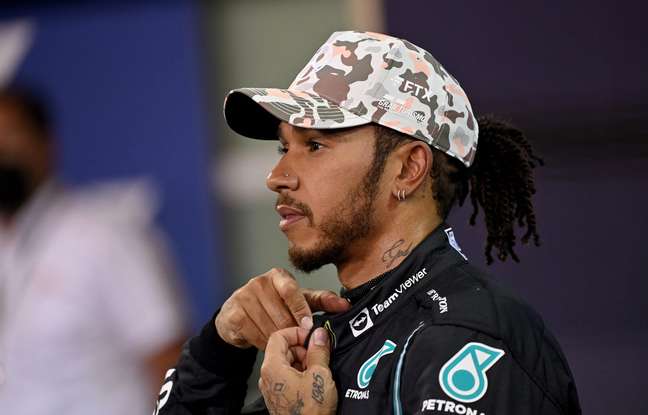Lewis Hamilton não se pronunciou nas redes sociais nas últimas 2 semanas Lewis Hamilton não se pronunciou nas redes sociais nas últimas 2 semanas
