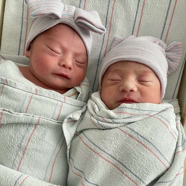 Alfredo e Aylin nasceram com apenas 15 minutos de diferença, mas em anos diferentes 