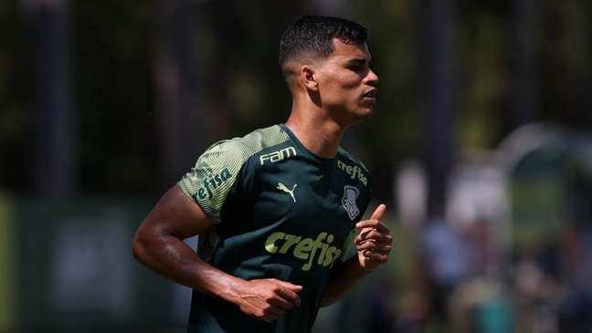 Franceses rejeitam proposta do Palmeiras por novo empréstimo do volante Danilo Barbosa