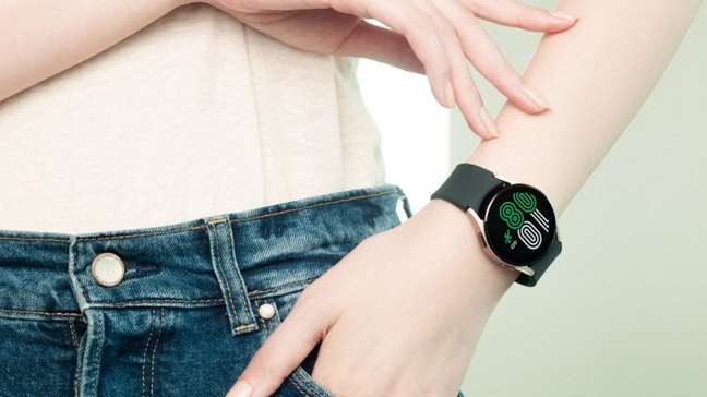 Samsung Galaxy Watch 4 tem oxímetro de pulso embutido 
