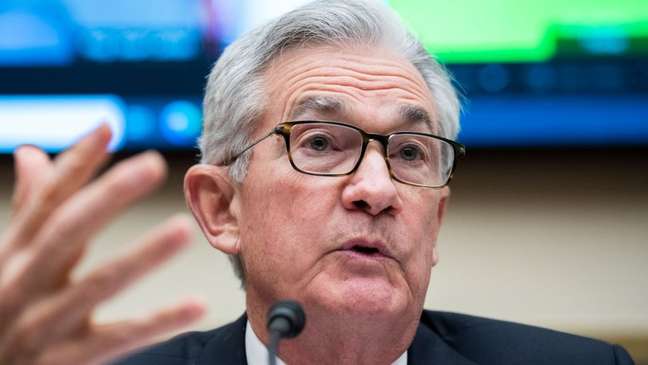 Jerome Powell, presidente do Federal Reserve dos EUA, está no centro do debate sobre inflação no mundo hoje