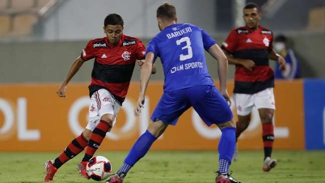 Flamengo e Oeste fizeram um jogo de emoções na Arena Baureri (Foto: Gilvan de Souza/Flamengo)