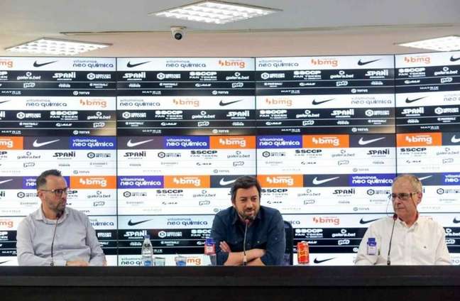 Diretor financeiro do Corinthians confirma superávit em 2021 e expõe caminhos para o clube diminuir a dívida