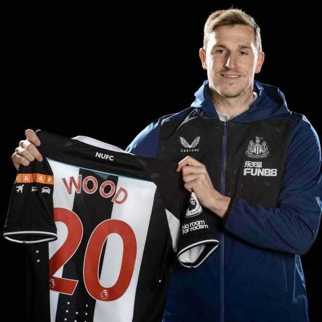 Newcastle acerta com Chris Wood, capitão da Nova Zelândia (Foto: Divulgação/Newcastle)