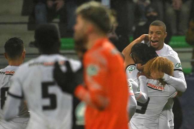 PSG busca reencontrar caminho das vitórias na Ligue 1 (Foto: LOIC VENANCE / AFP)