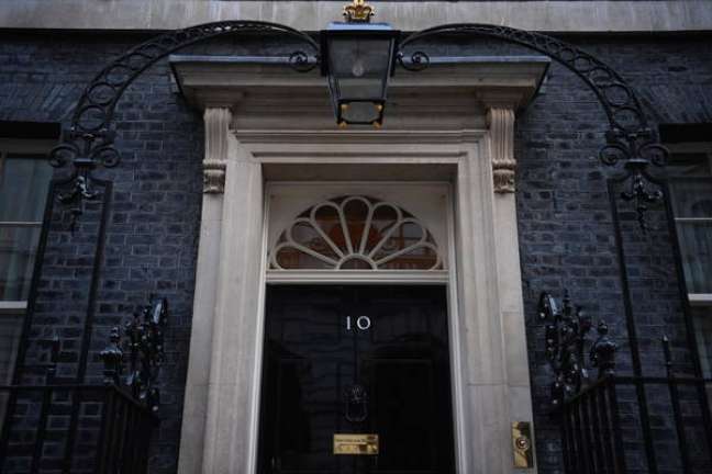 Entrada da sede do governo do Reino Unido, em Downing Street, Londres
