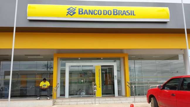 Fachada de uma agência do Banco do Brasil 