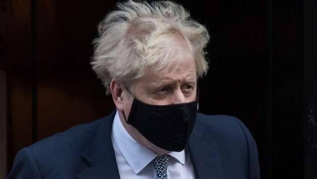 Boris Johnson, agora sob pressão, tornou-se primeiro-ministro do Reino Unido em julho de 2019 Boris Johnson, agora sob pressão, tornou-se primeiro-ministro do Reino Unido em julho de 2019