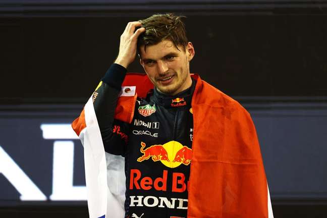 Max Verstappen se tornou o primeiro holandês campeão mundial de F1 