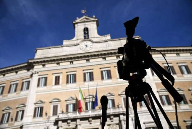 Fachada da sede da Câmara dos Deputados da Itália, em Roma