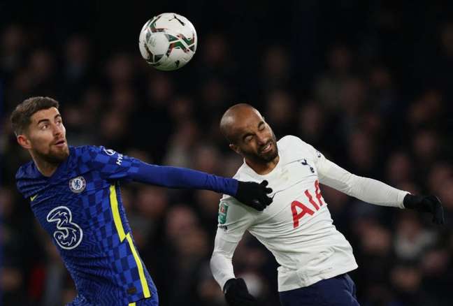 Chelsea eliminou o Tottenham recentemente na semifinal da Copa da Liga Inglesa (Foto: ADRIAN DENNIS / AFP)