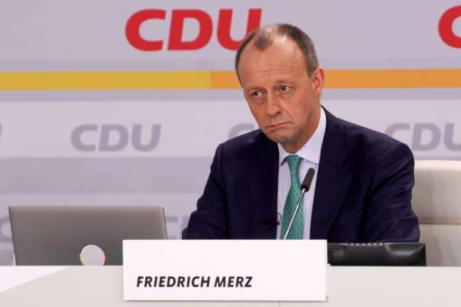 Merz prometeu 'novo início' para CDU
