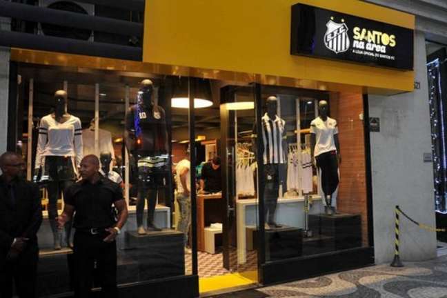 Santos espera abrir ao menos três lojas físicas até o final do ano (Foto: Divulgação)