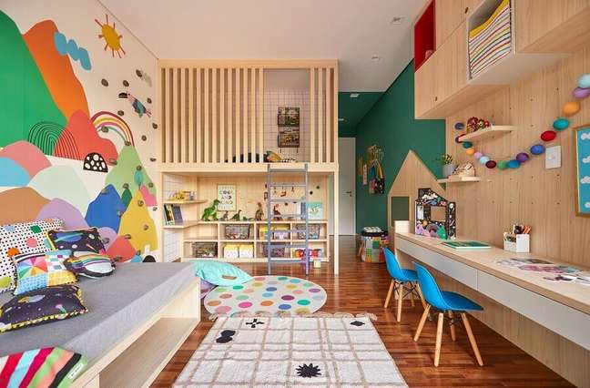 2. Decoração de quarto planejado com brinquedoteca colorida – Foto: Marcos Fertonani para MOOUI