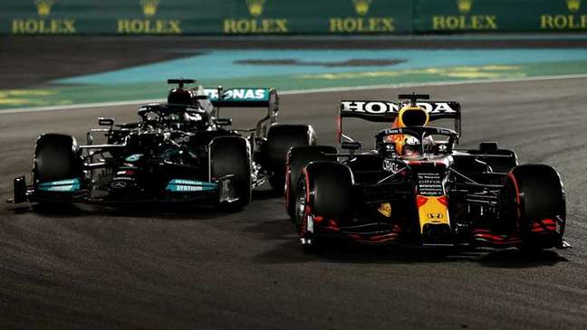 Polêmico GP de Abu Dhabi ainda rende assunto nas análises de Fórmula 1 