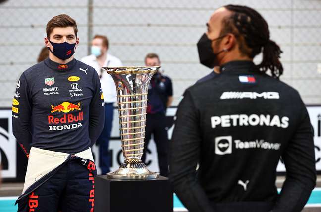 Hamilton não se pronunciou ainda desde que perdeu o título da F1 para Verstappen 