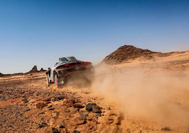 Stéphane Peterhansel disputou o Dakar 2022 no projeto novo da Audi 