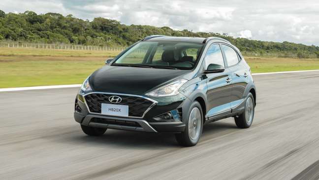 Hyundai deixa de produzir HB20X para focar no SUV Creta