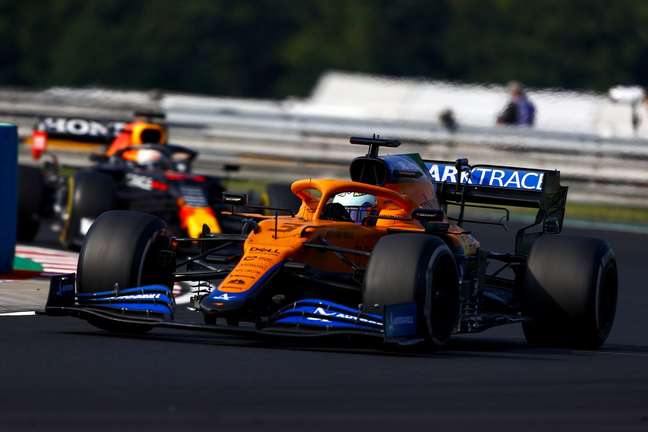 A McLaren dá mais um passo para voltar ao grupo da frente da F1