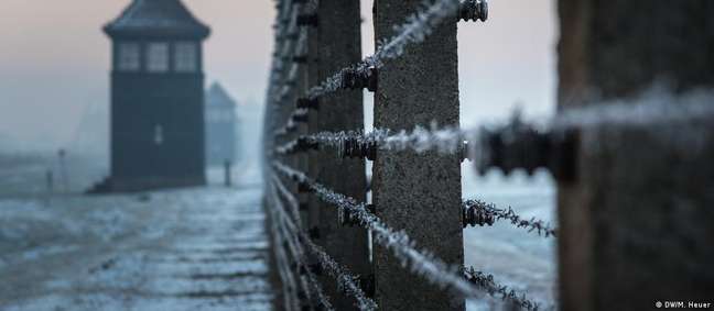 A cada ano, o memorial de Auschwitz recebe mais de 2 milhões de visitantes 