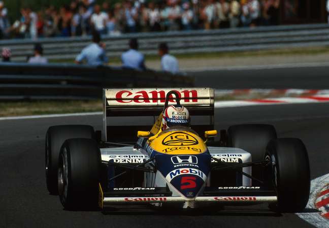 Nigel Mansell durante a temporada de 1986 
