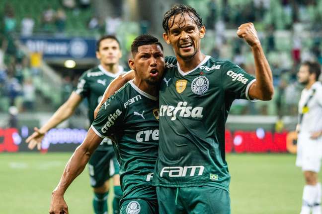 Sem muito esforço, Palmeiras bate a Ponte Preta e segue 100% no Paulista