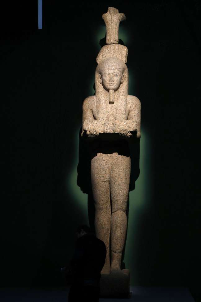 Uma estátua de granito do deus egípcio Hapi, que personificava a inundação anual do Rio Nilo, foi recuperada em 2001