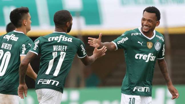 Jogadores do Palmeiras comemoram gol no último jogo, contra o São Bernardo (Foto: Cesar Greco/Palmeiras)