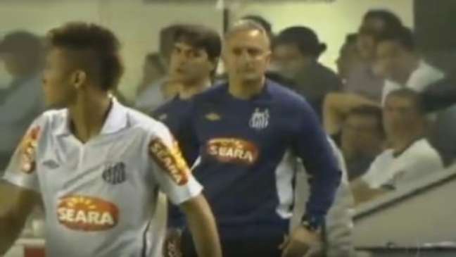 Neymar e Dorival Júnior discutiram asperamente durante uma partida entre Santos e Atlético-GO (Ivan Storti/Lancepress!)