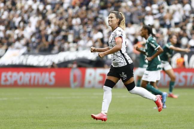 Goleada do Corinthians contra o Palmeiras na Supercopa do Brasil dá boa audiência à TV Globo