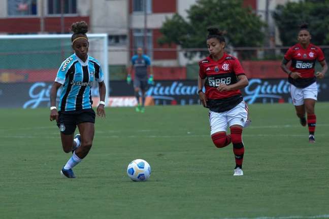 NÃO DEU! Flamengo é derrotado pelo Grêmio nos pênaltis e dá adeus à Supercopa do Brasil Feminina