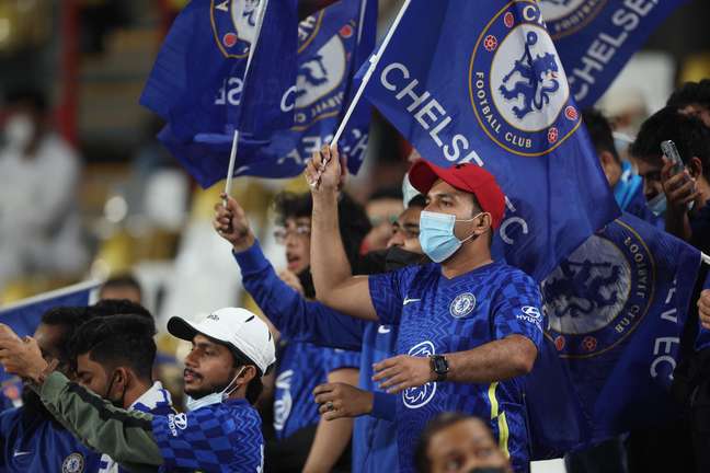 Torcedores do Chelsea apoiam o time no Mundial de Clubes