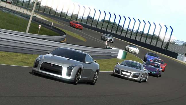 Bem otimizado na geração do PS3, Gran Turismo 5 expandiu seu catálogo para mais de mil veículos. (Imagem: Gran Turismo 5/Reprodução)