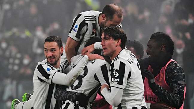 Em clássico de Turim, Juventus é ampla favorita no duelo desta sexta-feira (Foto: ISABELLA BONOTTO / AFP)