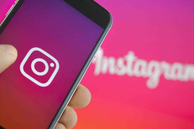 Instagram lança botão de curtida no stories