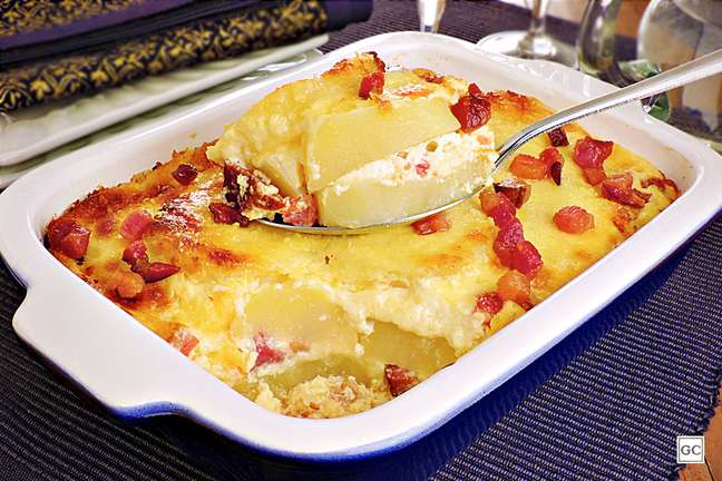 Batata gratinada com bacon – Foto: Guia da Cozinha