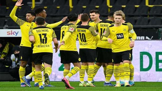 Borussia Dortmund sucht Tabellenführer Bayern München (Foto: INA FASSBENDER / AFP)