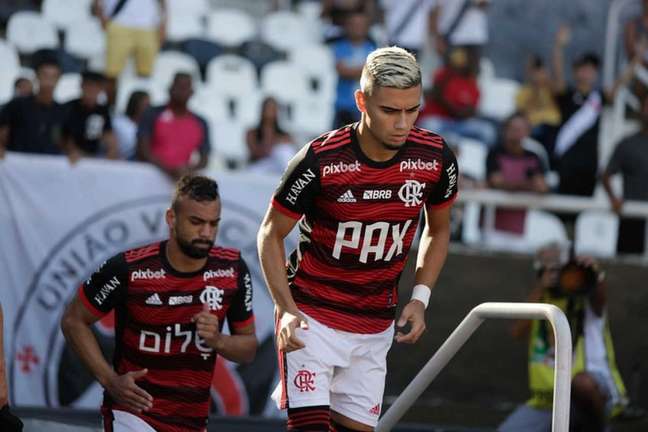 Vai rolar? Braz deixa no ar a compra de Andreas Pereira, que recebe apoio do Flamengo: Personalidade forte