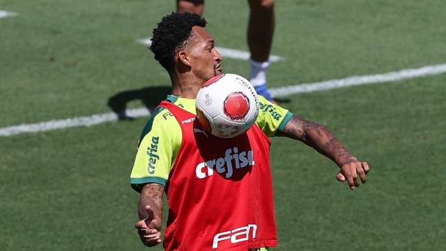 Provável titular nas quartas, Jailson tranquiliza torcida sobre desfalques: ''vamos dar conta do recado''